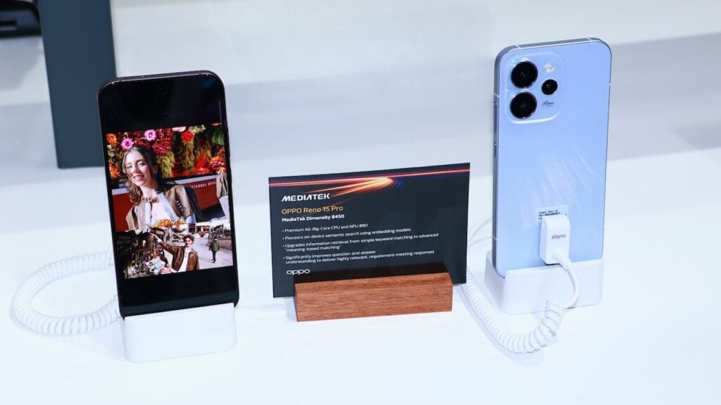 OPPO Reno15 at MTK Booth