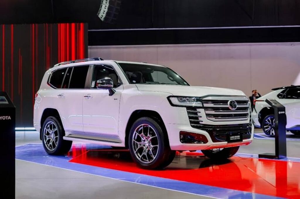 land cruiser hev