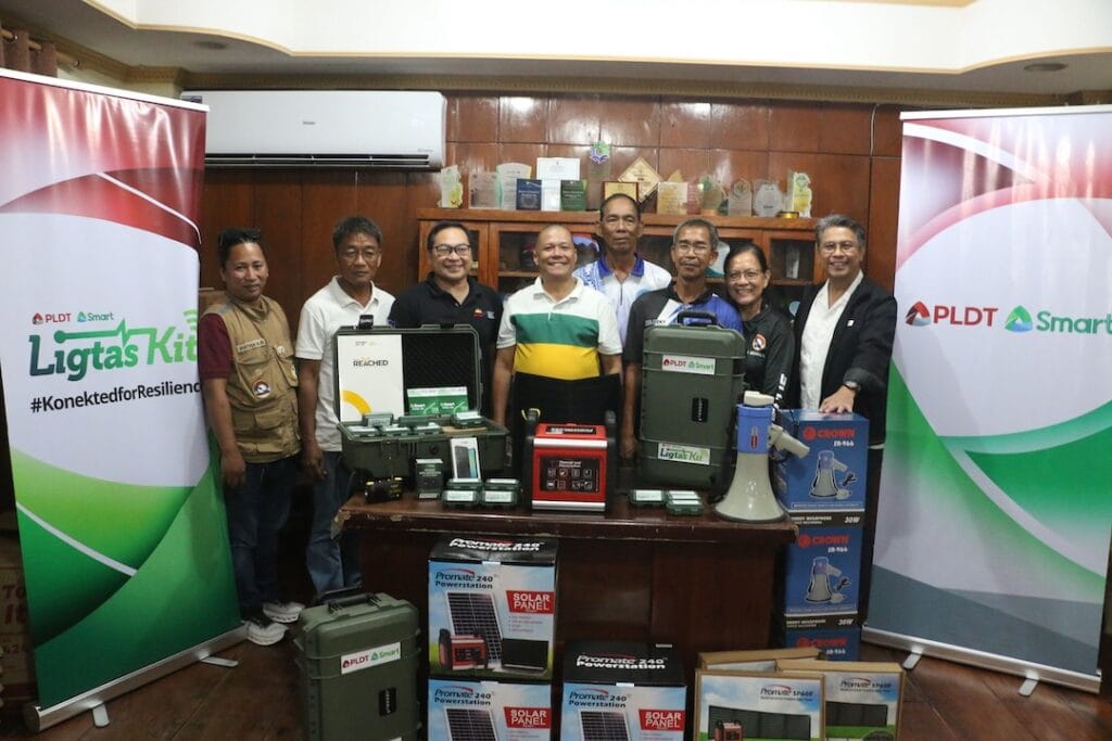 02 - Virac LGU with PLDT and Smart Group Photo