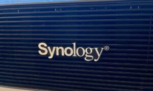 synology